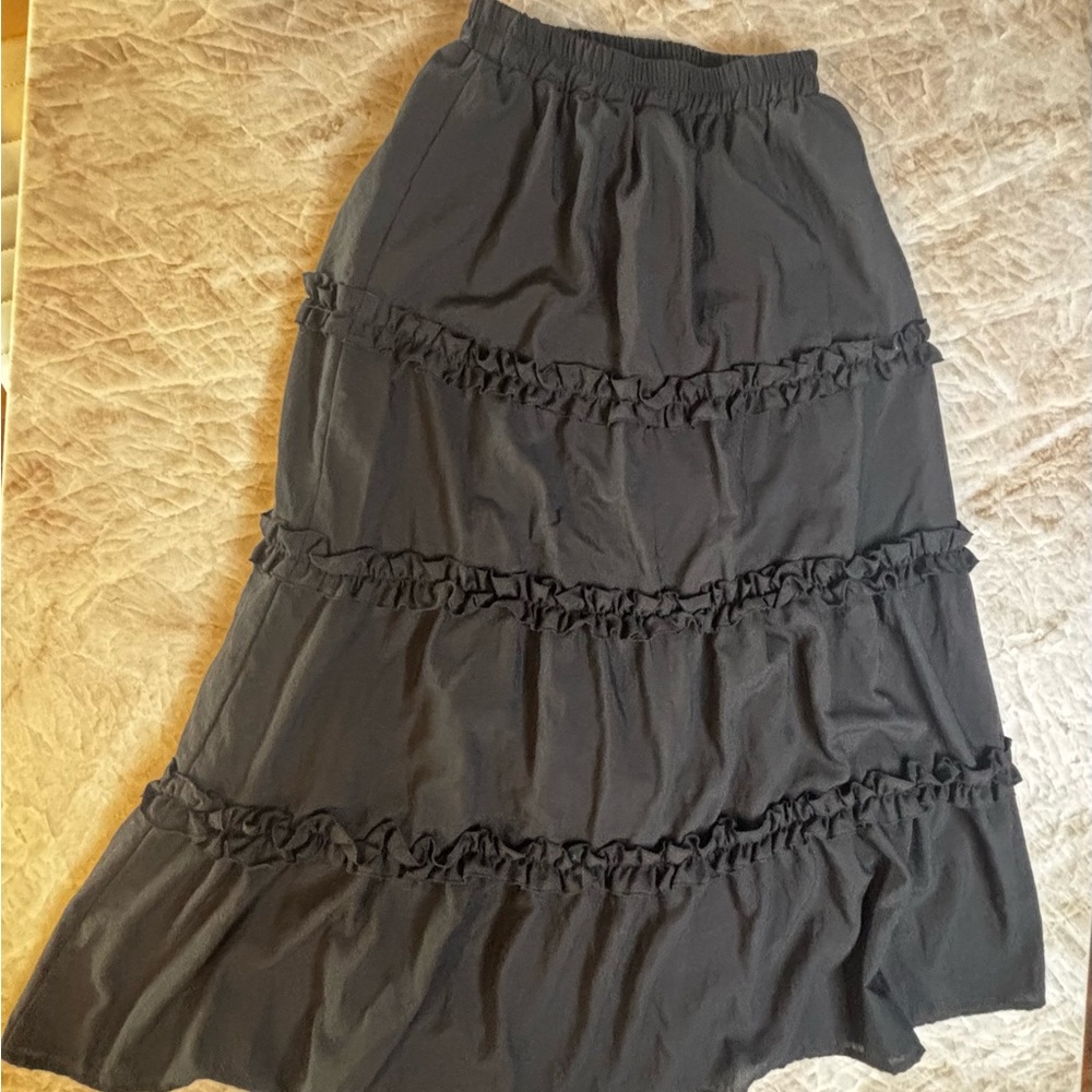 Earth Music & Ecology Long Skirt Black Women’s Ruffle Small